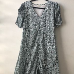 Kings Road Floral Puff Sleeve Maxi Dress🤍🌿